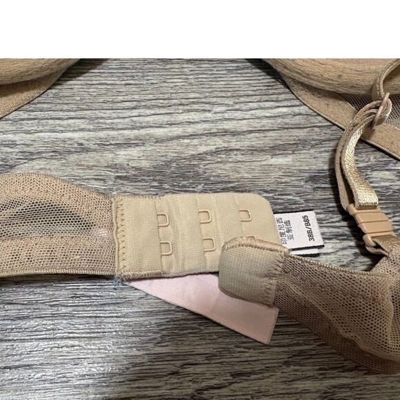 Victoria’s Secret Bra 38B Beige Lace PushUp Multiwy Racerback Underwire Lingerie - Picture 7 of 7